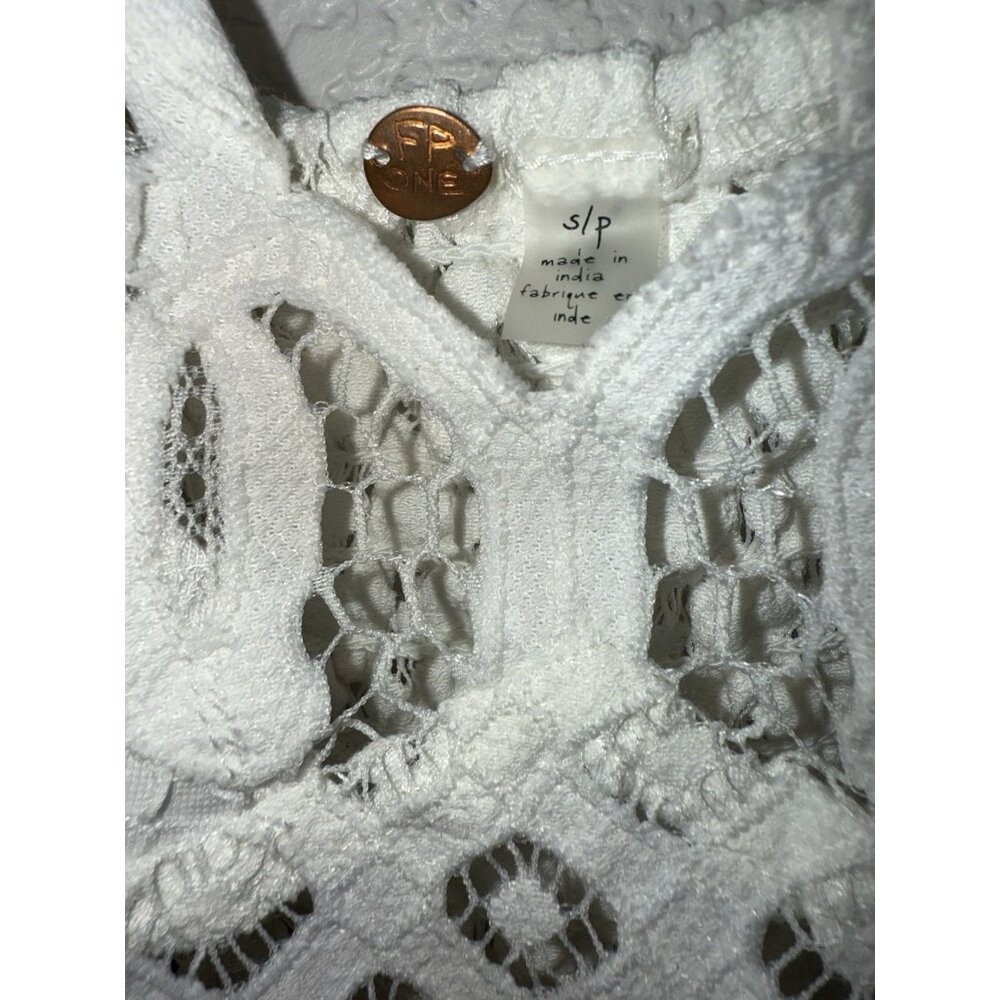Free People Lace Top With Ruffles Spaghetti Straps White Crop Tank Small W - Picture 3 of 5